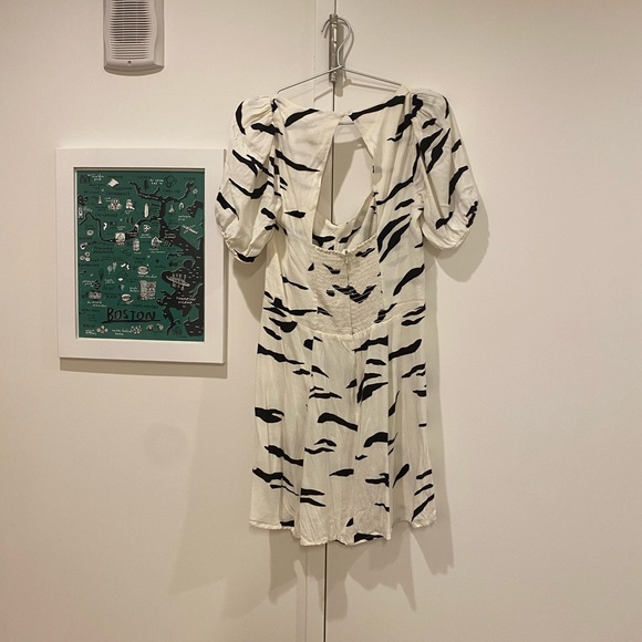 Reformation Clancie Dress - Picture 5 of 9